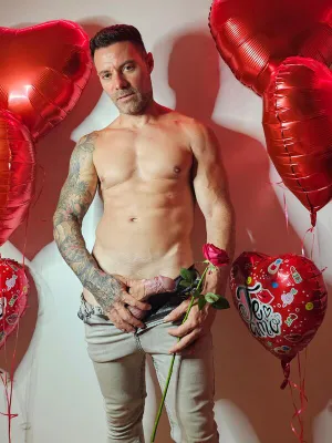 #Tattoo #Big Cock #Muscular #Solo #Onlyfans #Gay #Valentines Day #Valentino Fox