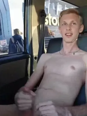 #Na Veřejnosti #Stříkání #V Autě #Sólo #Homosexuálové #Twink #Jerking Off #Vertikální Porno