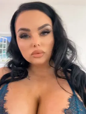 #Big Tits #Brunette #Big Ass #Oiled #Onlyfans #Vertical Porn #Leaks #Onlyfans Models #Bosnian  Beautyy