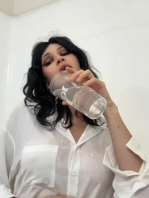#Nichons #Brunette #Nus #Solo #Onlyfans #Chaud #Fansly #Chatte Mouillée #Séduisant #Corps Séduisant #T Shirt Mouillé #Kira Vamp #Translucent Shirt #Drinking From Cup