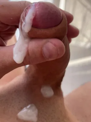 #Cumshot #Da Sola #Dal Proprio Punto Di Vista #Farsi Una Sega #Porno In Verticale #Cazzo Rasato