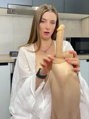 #Big Tits #Blonde #Dildo #Onlyfans #Vertical Porn #Sexy Tiktok #Blushy Jose