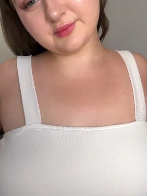 #Amateurs #Brunette #Flashing Tits #Solo #Young #Onlyfans #BBW #Big Natural Tits #Cute Girl #Real Boobs #FYP #Vertical Porn #Chubby #Ddina