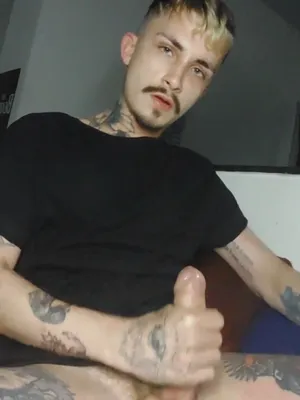 #Tattoo #Cumshot #Big Cock #Solo #Balls #Brazilian #Gej #Latynos #Walenie Konia #Vertical Porn #Wąsy