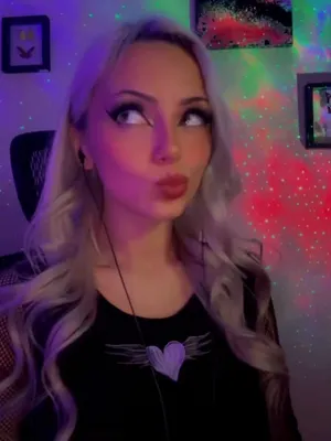 #Blonde #Onlyfans #Vertical Porn #Leaks #Onlyfans Models #Youonlygetapeek