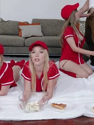 #Blowjob #Blonde #Foursome #Vertical Porn