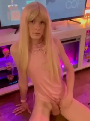 #Blonde #Solo #Femboy #Gej #Twink #Walenie Konia #Wig #Crossdresser #Vertical Porn #Body #Femboy Trap #Femboy Friday #Femboy NSFW #Femboy Porn #Femboy XXX #Femboy Lingerie