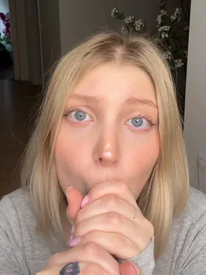 #Teen #Blonde #Petite #Solo #Onlyfans #Teasing #Dildo Blowjob #Vertical Porn #Tiktok Porn #Lit1le Kitty