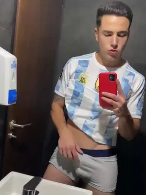 #Onlyfans #Vertical Porn #Leaks #Onlyfans Models #Golden Manu10