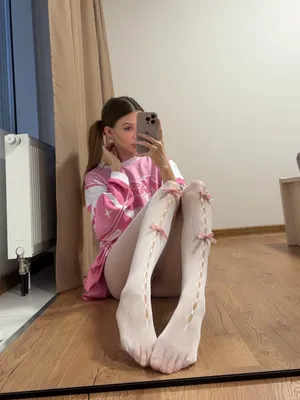 #Amateurs #Teen #Brunette #Petite #Foot Fetish #Mirror #Solo #Onlyfans #Teasing #Fishnet #FYP #Vertical Porn #Tiktok Porn #Tiktok18+ #Skinny #Mollyjoi