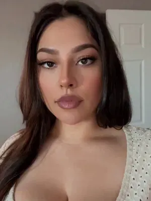#Big Tits #Brunette #Onlyfans #Vertical Porn #Leaks #Onlyfans Models #The Real Sarissa