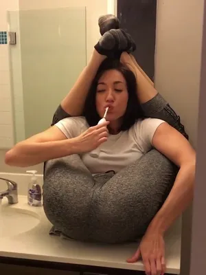 #Amateurs #Funny #Leggings #Gymnastics #Home Video #Vertical Porn
