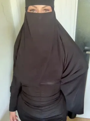#Amateurs #Onlyfans #Muslim #Jasmina Muslim