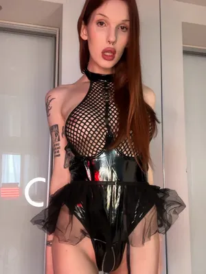#Trans #Brune #Tatuaggi #Lattice #Intimo #Da Sola #Onlyfans #Provocazione #Calze A Rete #Tette Finte #Labbra Rosse #Porno In Verticale #Piercing Al Naso #Perdite #Magro #TS Milana