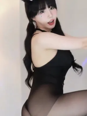 #Asian #Dancing #Solo #Korean #Vertical Porn