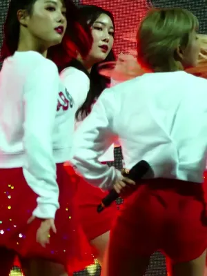#Branlette Kpop #Vertical Porn