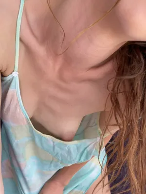 #Amateure #Schön #Blinkende Titten #Solo #Onlyfans #Gehörnte #Selbstgemacht #Natürliche Brüste #Sexy #Süßes Mädchen #Nippel Spiel #Echte Brüste #Pastel Camisole
