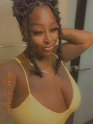 #Big Tits #Tattoo #Ebony #Onlyfans #Vertical Porn #Leaks #Onlyfans Models #Barbee Bandz