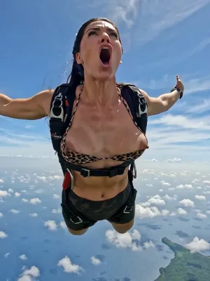 #Prsa #Brunetky #Zadeček #Topless #Skákající Kozy #FYP #Viral #Tiktok Porno #Úniky #Instagram Leaks #Tiktok18+ #Freak Hub #Skydive #Nextgen Vids #Free Fall