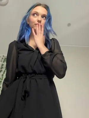 #Amatoriali #Adoloscente #Brune #Piccola #Bella #Rasata #Da Sola #Onlyfans #Abiti #Sensuale #Capelli Blu #Porno In Verticale #Tiktok Porn #Tiktok18+ #Kawaii Lavina