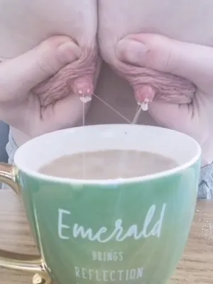 #Fetish #Lactating #Vertical Porn