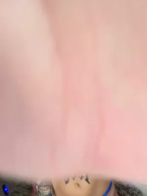 #Amateure #Rot Kopf #Tätowierung #Schön #Blinkende Titten #Unterwäsche #Solo #Onlyfans #Tätowierte Mädchen #Sexy Figur #Brust Spiel #Stomach Tattoo #Neon Light
