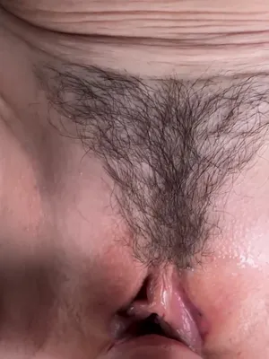 Closeup Eating Creamy Pussy and Clit