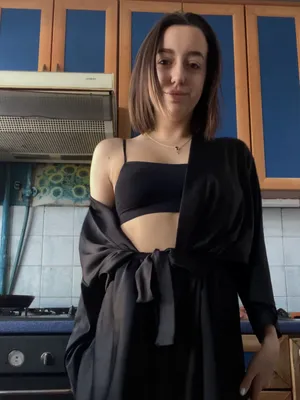 #Teen #Beautiful #Dancing #Onlyfans #Teasing #FYP #Vertical Porn #Kateee Brown