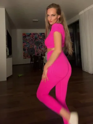 #MILF #Onlyfans #Horny #Sexy Girl #Hot Milf #Sexy Body #Vertical Porn #Best Onlyfans #Mama Lusi