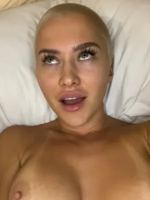 #Big Tits #Tits #Onlyfans #Teasing #Short Hair #Tiktok Porn #Sexy Tiktok #Tiktok18+ #Oh My Luna