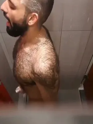 #Öffentlich #Behaart #Dusche #Cumshot #Spanner #Solo #Schwul #Bärtig #Wichsen #Bär #Spion #Spionieren #Vertikal Porno #Public Pool