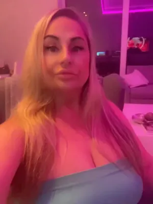 #Big Tits #Blonde #Onlyfans #Vertical Porn #Leaks #Onlyfans Models #Baddiemi1