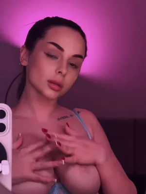 #Shemale #Tits #Brunette #Tattoo #Beautiful #Lingerie #全裸 #鏡 #Solo #Onlyfans #Hot #Sexy #Tits Play #Chest Tattoo #Mirror Selfie #Pink Lighting