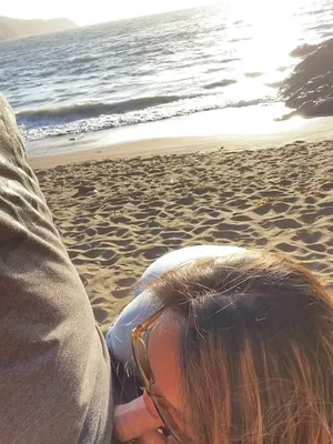 #Blowjob #Glasses #Beach #Vertical Porn