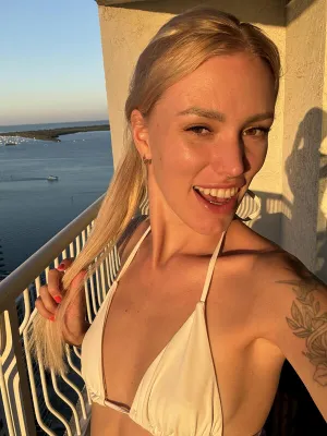 #Amateurs #Blonde #Lingerie #Onlyfans #Photos #Skinny #Kelly A