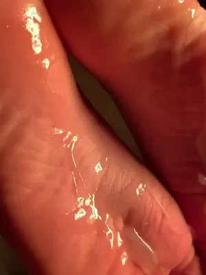 #Cumshot #Foot Fetish #Vertical Porn