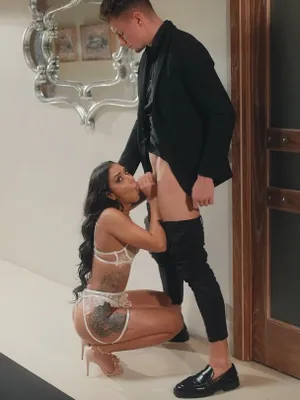 #Adolescentes #Mamada #Morena #Lencería #Tacones #es- ESSu Propia Vista #Vertical Porn #Candi Peach
