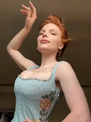#Pelirroja #Onlyfans #Provocación #Vestidos #Tiktok Porn #Filtraciones #Modelos De Onlyfans #Tiktok18+ #Levi Coralynn