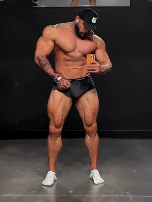 #Tattoo #Muscular #Onlyfans #Gay #Vertical Porn #Leaks #Onlyfans Models #Lucas Lakutsin
