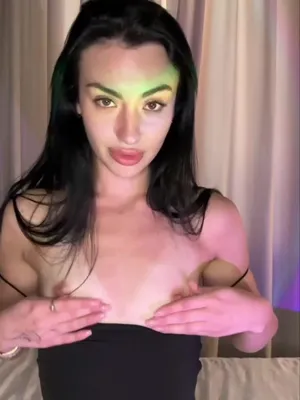 #Brunette #Small Tits #Beautiful #Shaved #Flashing Tits #Solo #Onlyfans #Hot #Sexy #FYP #Vertical Porn #Darianaa