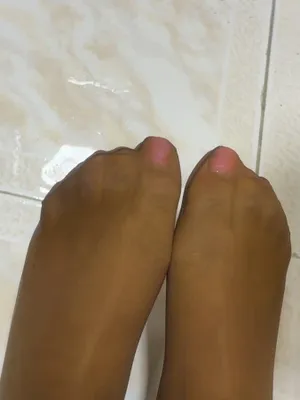 #Amateurs #Latina #Foot Fetish #Onlyfans #Medias #Nylon Feet #Pies #Vertical Porn #Nylonfetish #Sirena Rozhevy