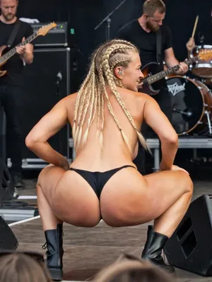 #Tetas Grandes #Público #Culo #Twerking #Neón #Caída De Tetas #Festival Sluts #Coletas #Rebotando #de- D Esnudarse #FYP #Viral #Tiktok Porn #Cantante #Musician #Filtraciones #Fugas De Instagram #Tiktok18+ #Crowd #Concierto #Nextgen Vids #Festivalslut