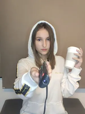 Just a naughty teaser before the intense remote control play; it’s crazy what this white hoodie is hiding. 😉 Stay tuned for more leaks!
