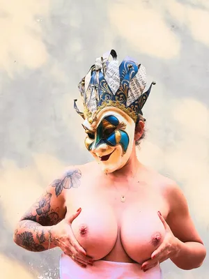 #Amateurs #Big Tits #Brunette #Tattoo #Mask #Latina #Flashing Tits #Solo #Vertical Porn #Ambar Nixon