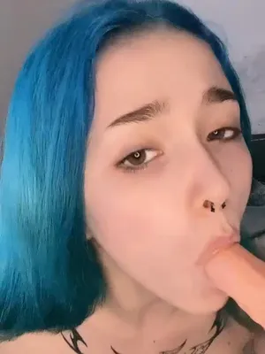 #Amatorzy #Teen #Dildo #Solo #Onlyfans #Dildo Blowjob #Blue Hair #Vertical Porn #Nose Piercing #Doracool