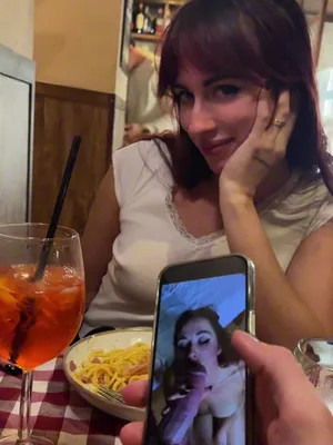 Cock-teasing selfie queen, finger-fucking her way to your wet dreams