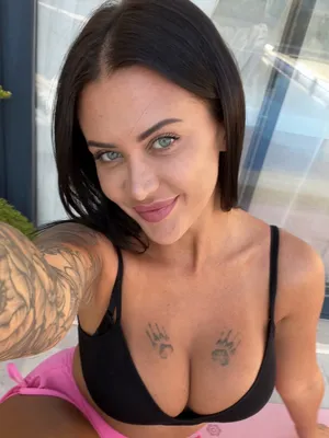 #Velký Kozy #Tetování #Velký Zadky #Krásný Holky #Sólo #Onlyfans #Škádlení #FYP #Vertikální Porno #Valya Sky