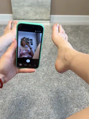 #아마추어 #거울 #Solo #발바닥 #섹시발 #Sexy Legs #Mirror Selfie #Foot Fetish Friendly