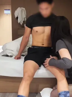 #Asian #Blowjob #Athletic #Cum #Stockings #Amateur Blowjob #Sexy Girl #Hotelroom #Mann