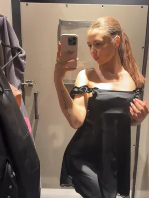 #Teen #Brunette #Beautiful #Mirror #Solo #Onlyfans #Sexy #Cute Girl #FYP #Changing Room